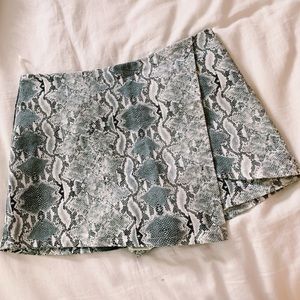 SNAKESKIN SHE + SKY MINI SKORT🐍⚡️⚡️